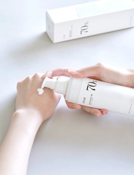 Anua-Heartleaf-70-Daily-Lotion-mood