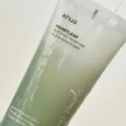 HeartleafSuccinicMoistureCleansingFoam4.png